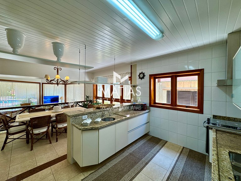 Casa 250m da Praia da Riviera de São Lourenço