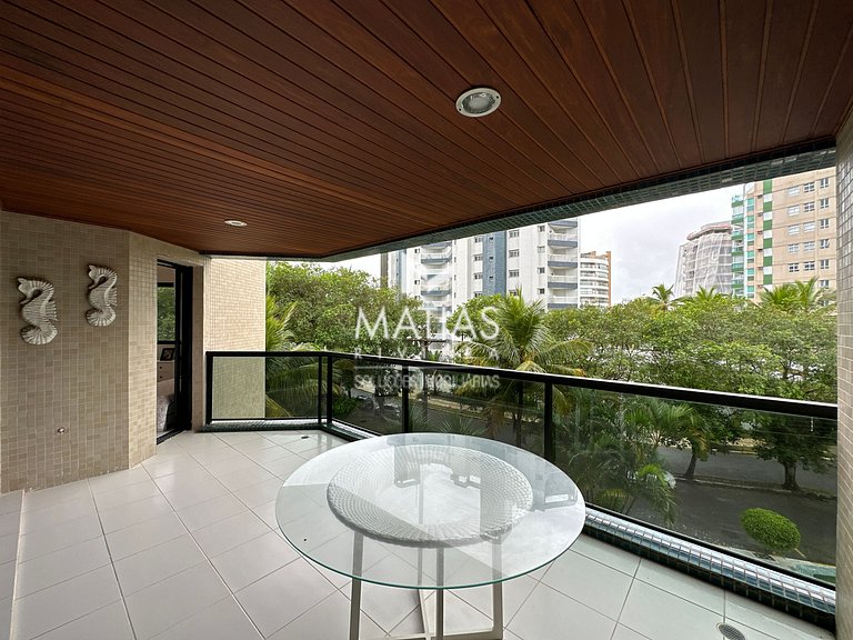 Apartamento 5 Quartos, sendo 3 Suítes, Ar Condicionado - Riv