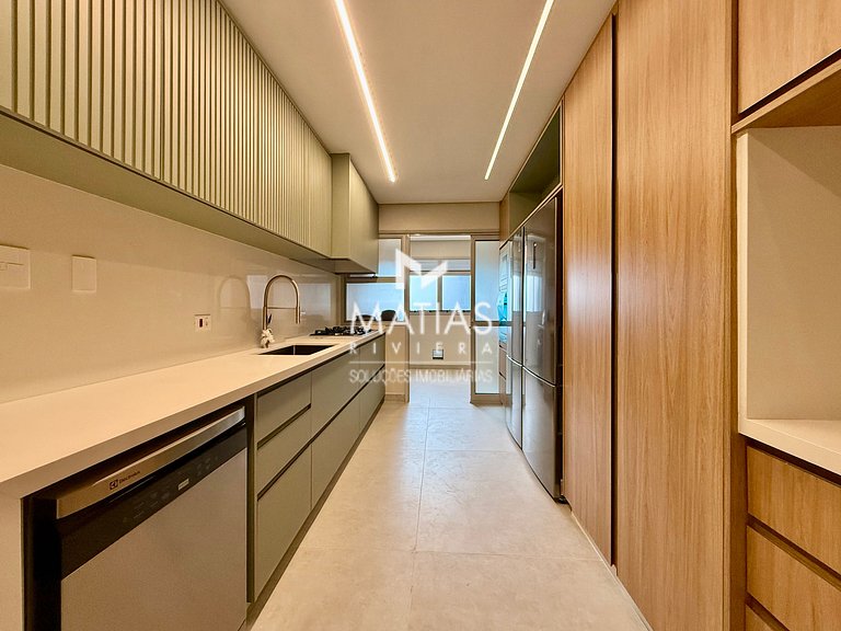 Apartamento Vista Mar Pé na Areia, 5 Suítes, Ar Condicionado