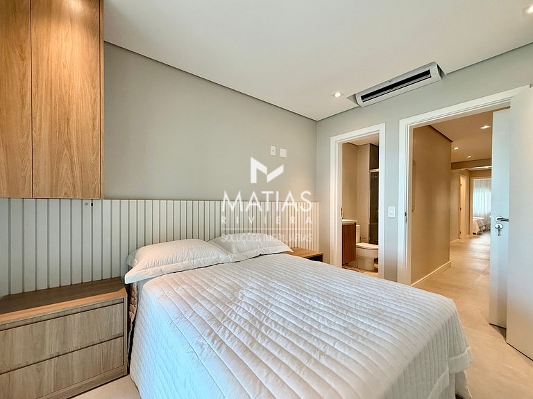 Apartamento Vista Mar Pé na Areia, 5 Suítes, Ar Condicionado
