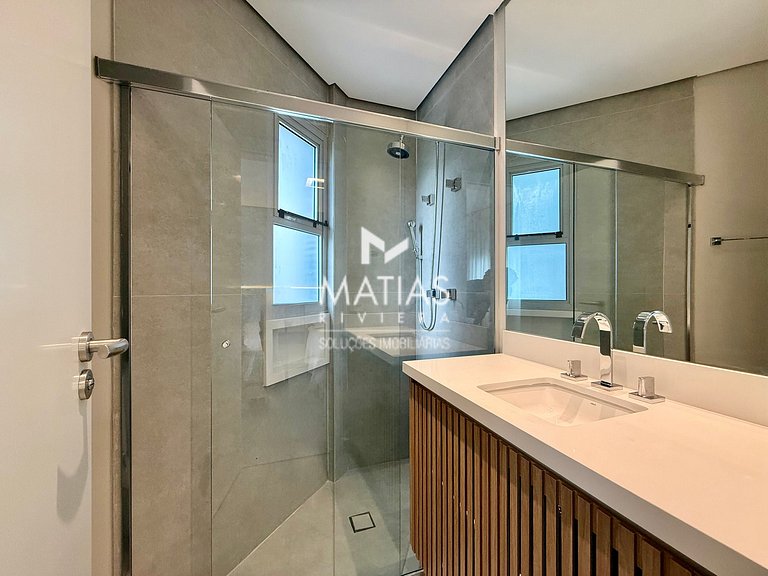 Apartamento Vista Mar Pé na Areia, 5 Suítes, Ar Condicionado