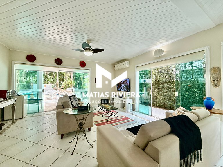 Riviera de São Lourenço 5 Suítes, Piscina com Raia