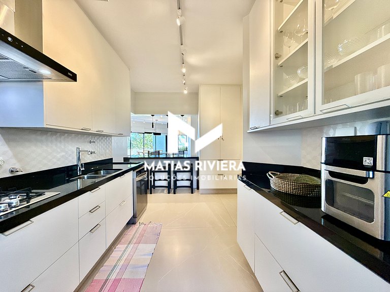 Apto. 20 metros da Praia Riviera de São Lourenço