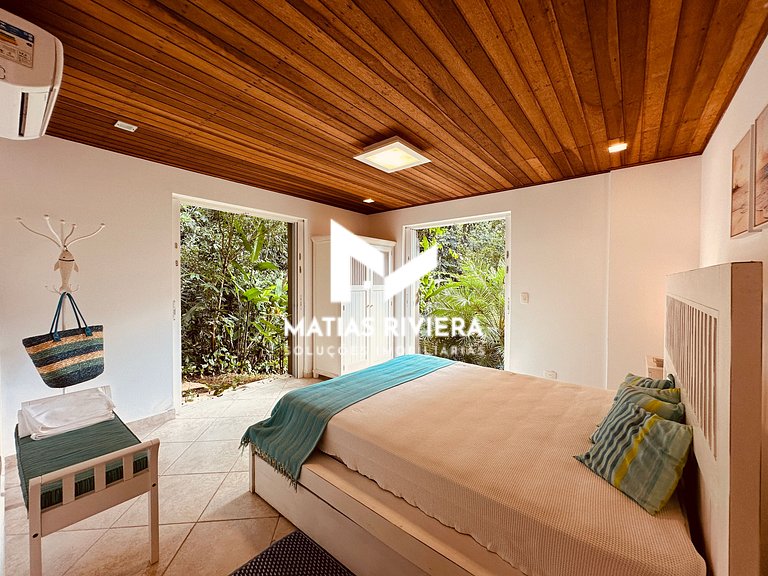 Casa de Luxo na Praia Semi-Privativa em Iporanga