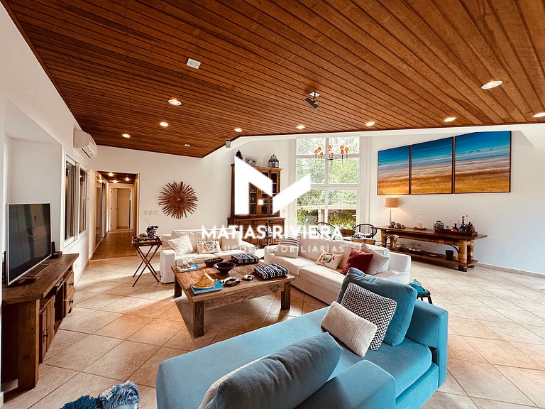 Casa de Luxo na Praia Semi-Privativa em Iporanga