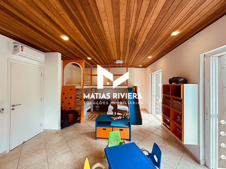 Casa de Luxo na Praia Semi-Privativa em Iporanga