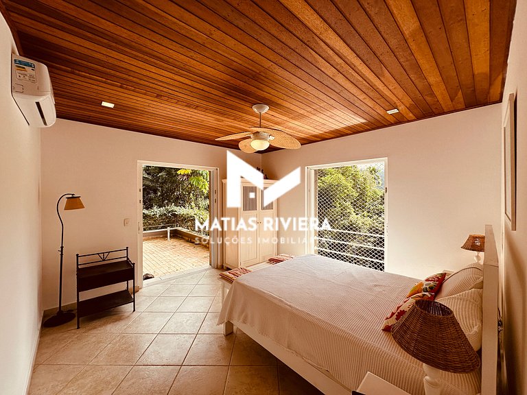 Casa de Luxo na Praia Semi-Privativa em Iporanga