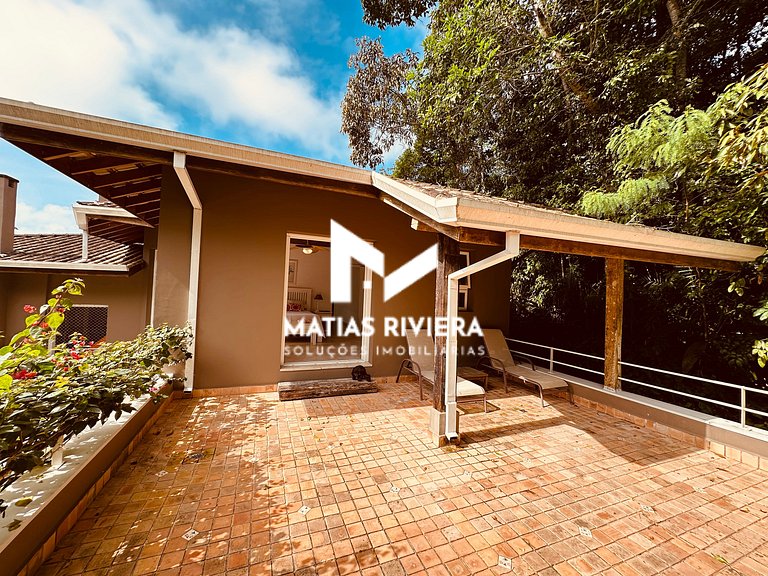 Casa de Luxo na Praia Semi-Privativa em Iporanga