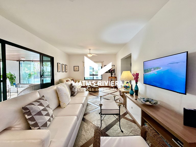 Apto com Piscina Privativa Riviera de São Lourenço